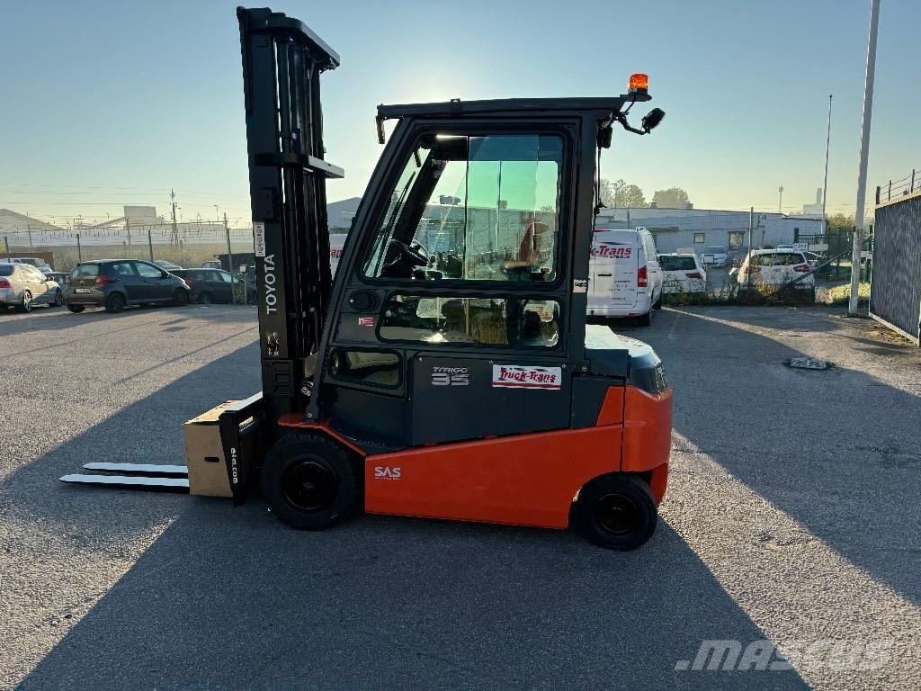 Toyota 8FBMT35 شاحنات ذات رافعات شوكية تعمل بالكهرباء