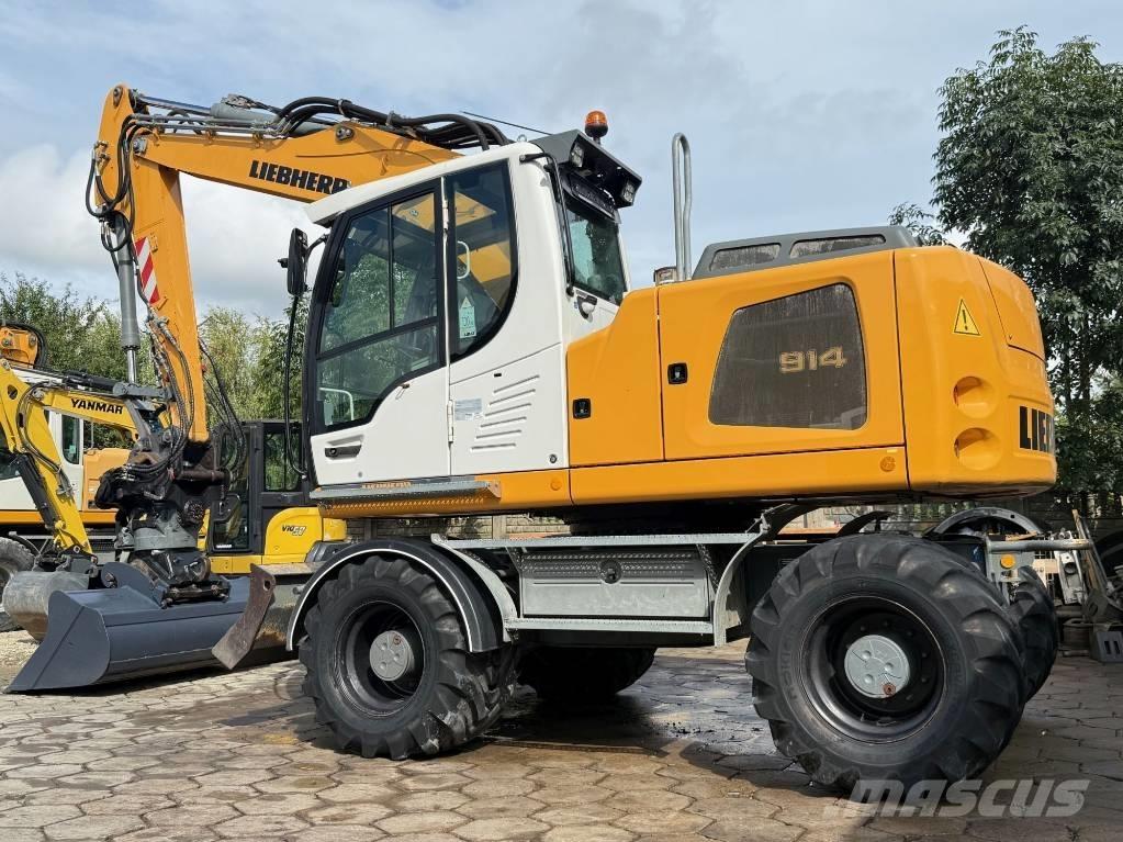 Liebherr A 914 حفارات بعجل