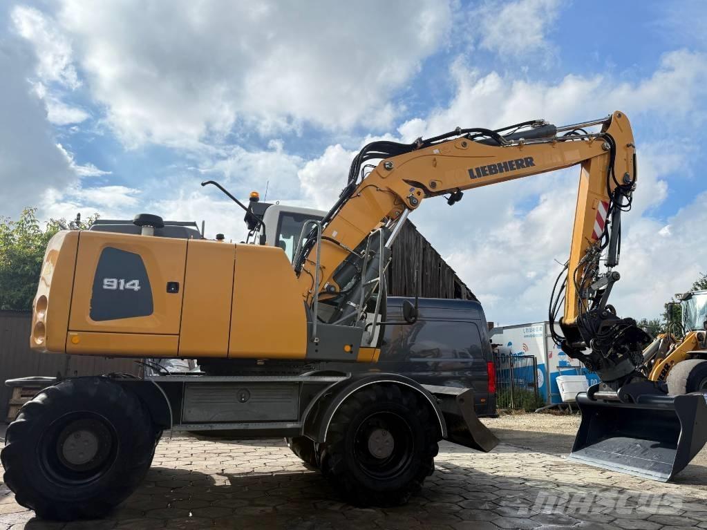 Liebherr A 914 حفارات بعجل