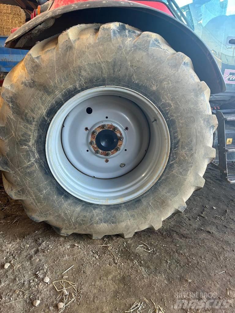 McCormick TTX 230 الجرارات
