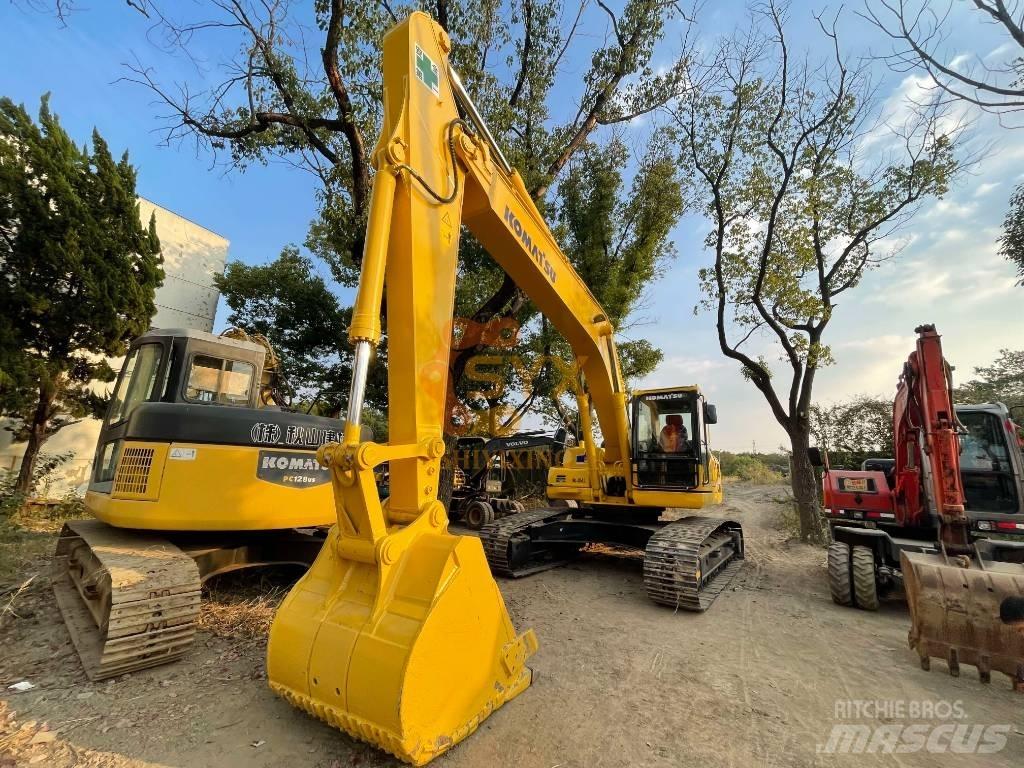 Komatsu PC 240 LC-8 حفارات زحافة