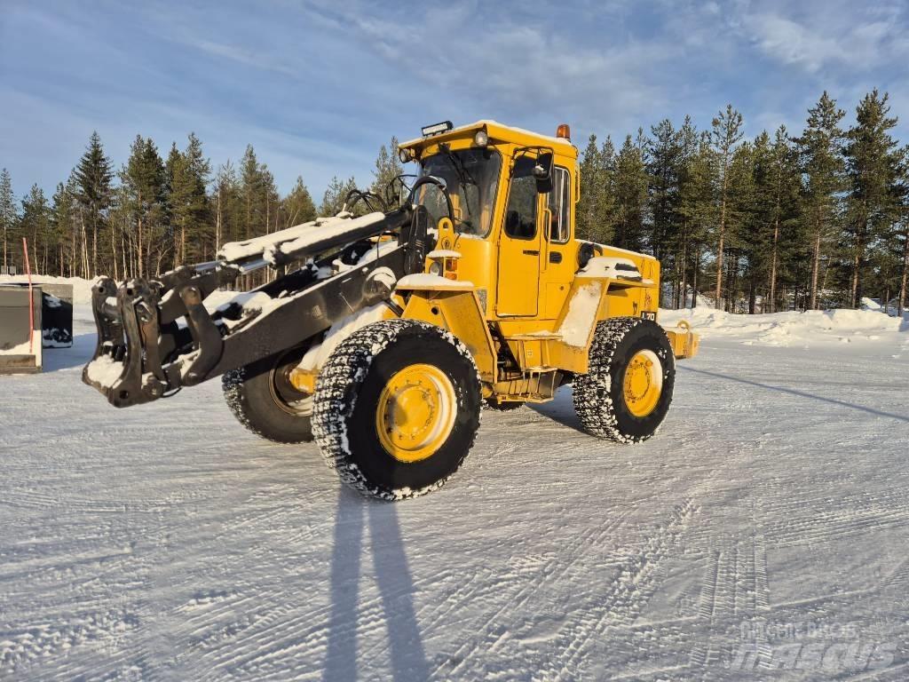 Volvo L 70 لوادر بعجل