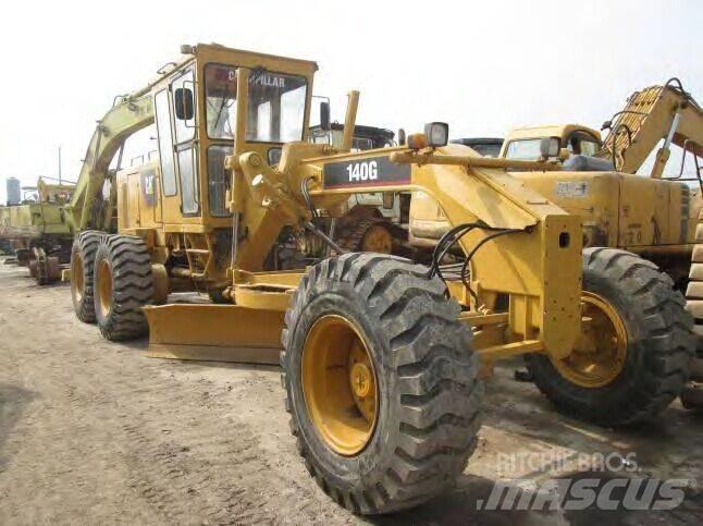 CAT 140 G معدات تمهيد الطرق