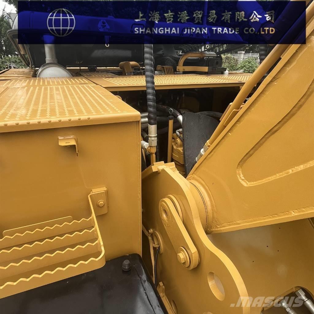 CAT 325 D حفارات زحافة