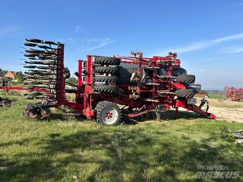 Horsch Focus 6 TD مثاقيب مدمجة