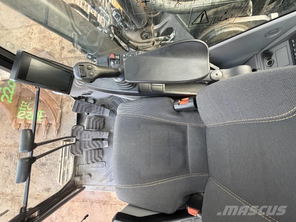 Volvo EC 220 EL حفارات زحافة