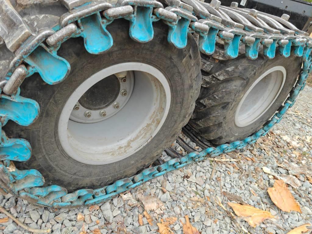 Komatsu 901 XC حصادات
