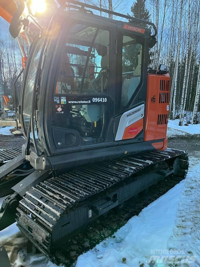 Hitachi ZX135US-7 حفارات زحافة