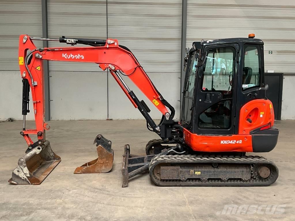 Kubota KX 042-4 A حفارات صغيرة أقل من 7 طن (حفارات صغيرة)