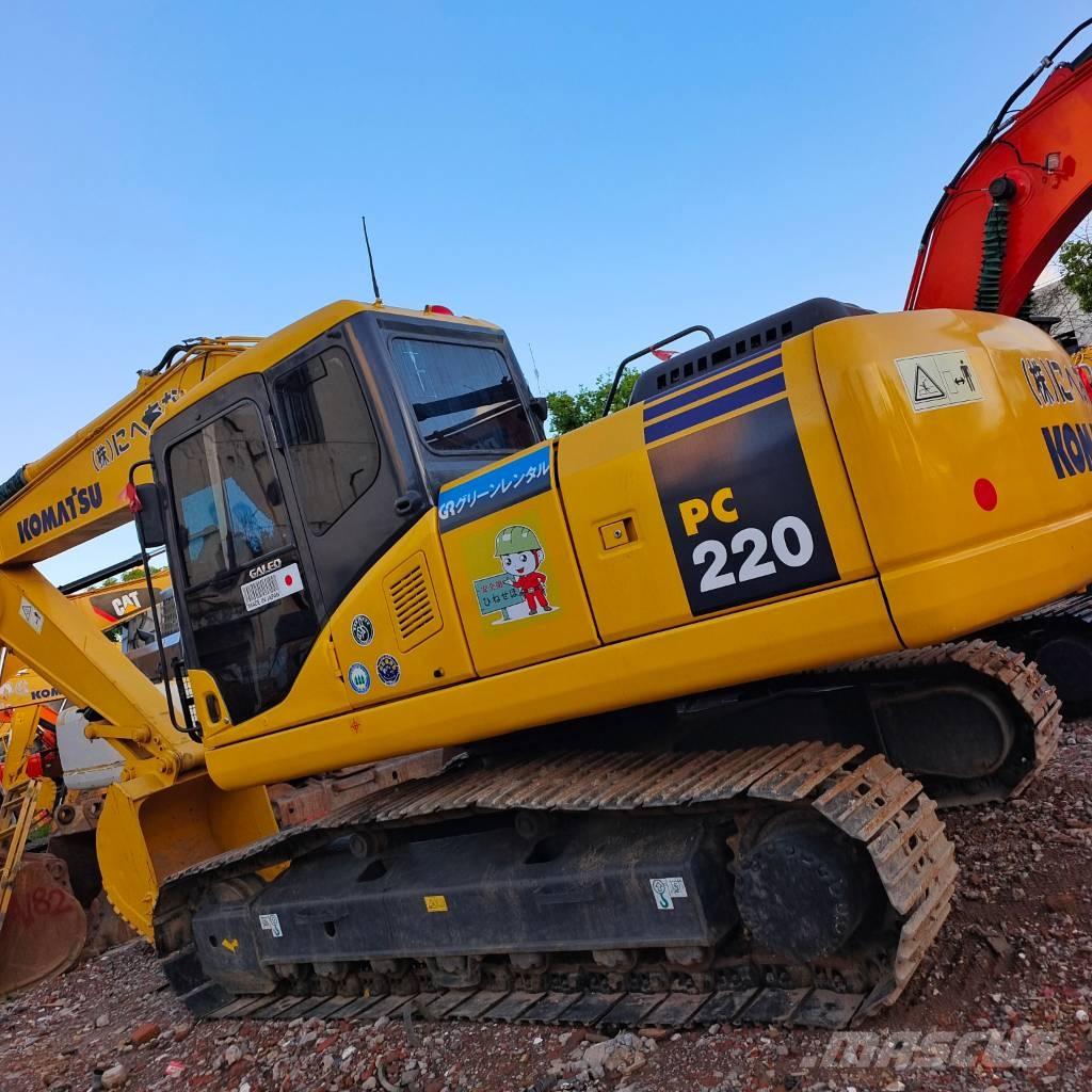 Komatsu PC 220-7 حفارات زحافة