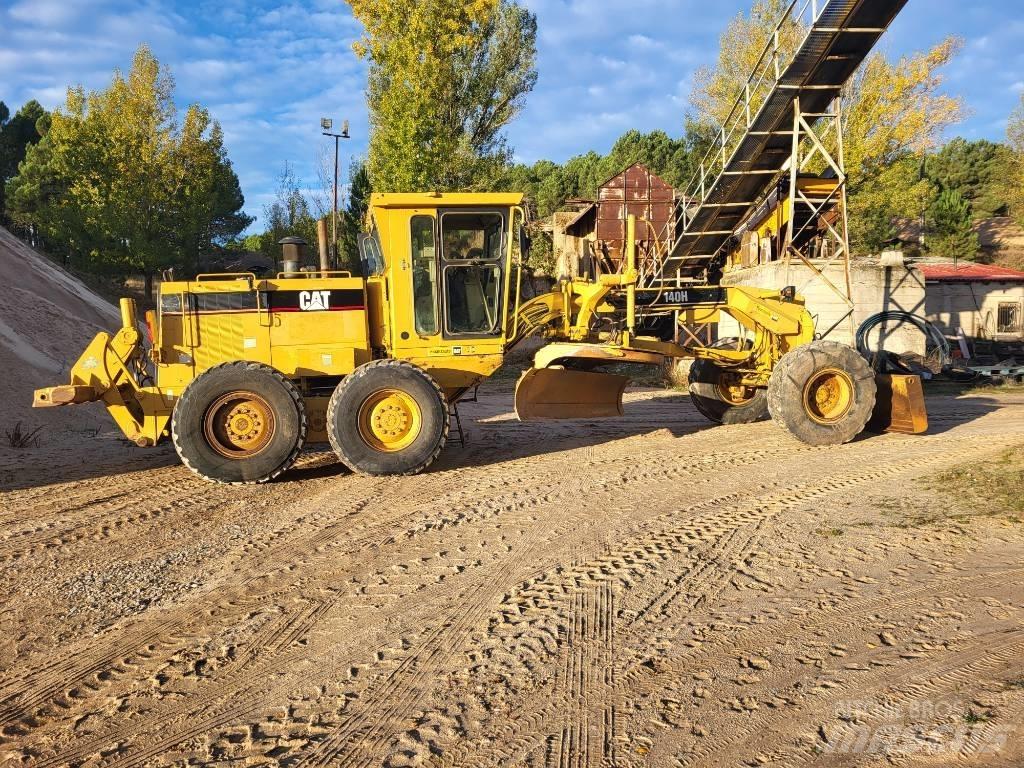CAT 140 H II معدات تمهيد الطرق