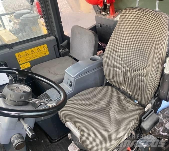 Komatsu HD405-7 شاحنات المخلفات الصلبة
