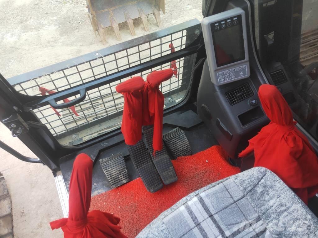 Sany SY215-9 حفارات زحافة