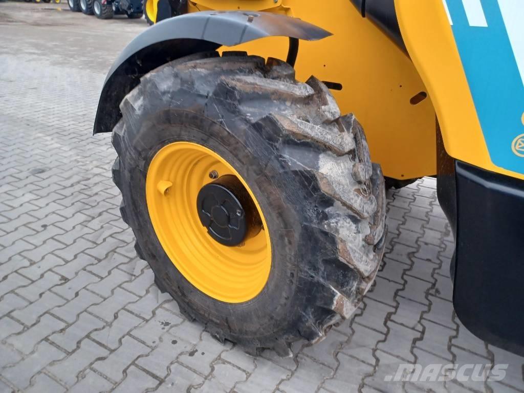 JCB 531-70 مناولات متداخلة
