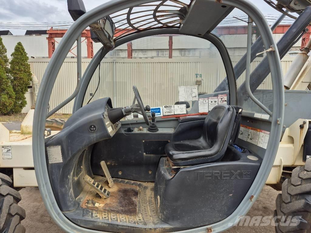 Terex TH 842 C مناولات متداخلة