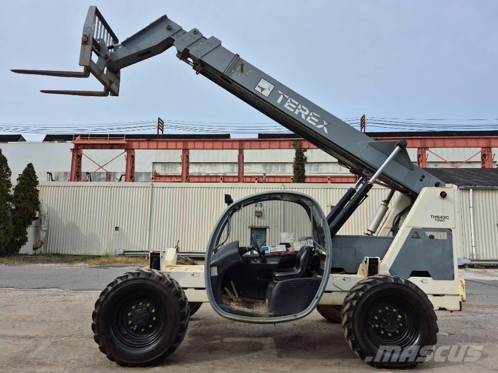 Terex TH0805A مناولات متداخلة