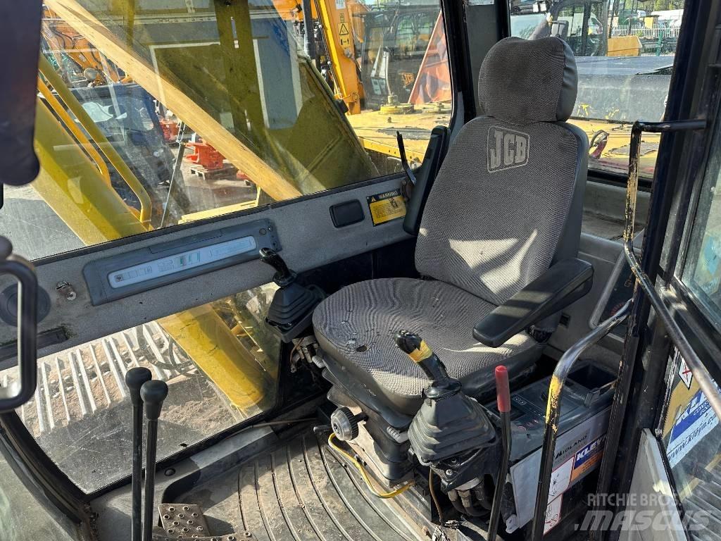 JCB JS 200 LC حفارات زحافة