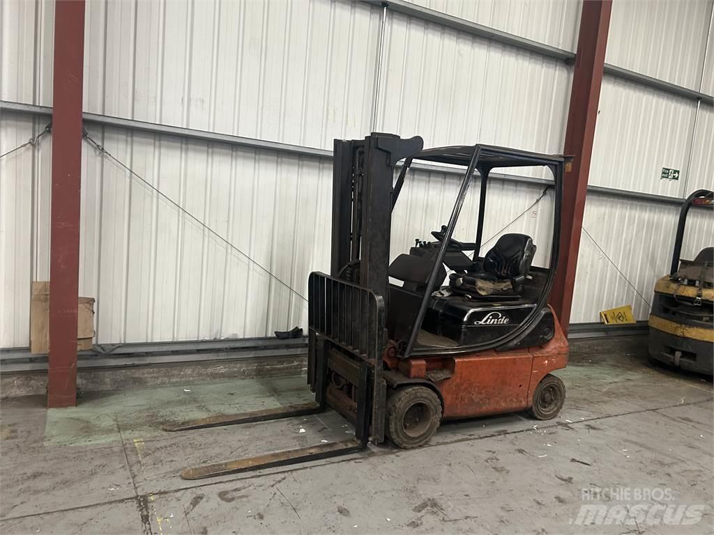 Linde E18P-02 شاحنات ذات رافعات شوكية تعمل بالكهرباء