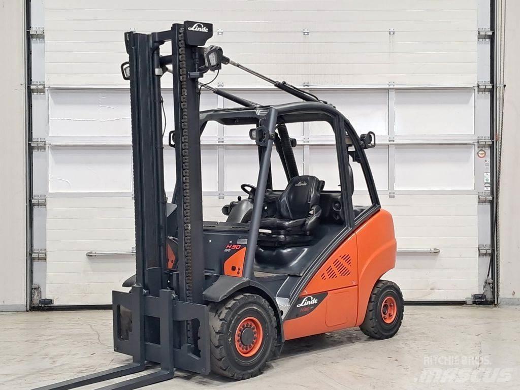 Linde H30D-02 شاحنات الديزل