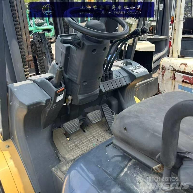 CAT 35 شاحنات الديزل