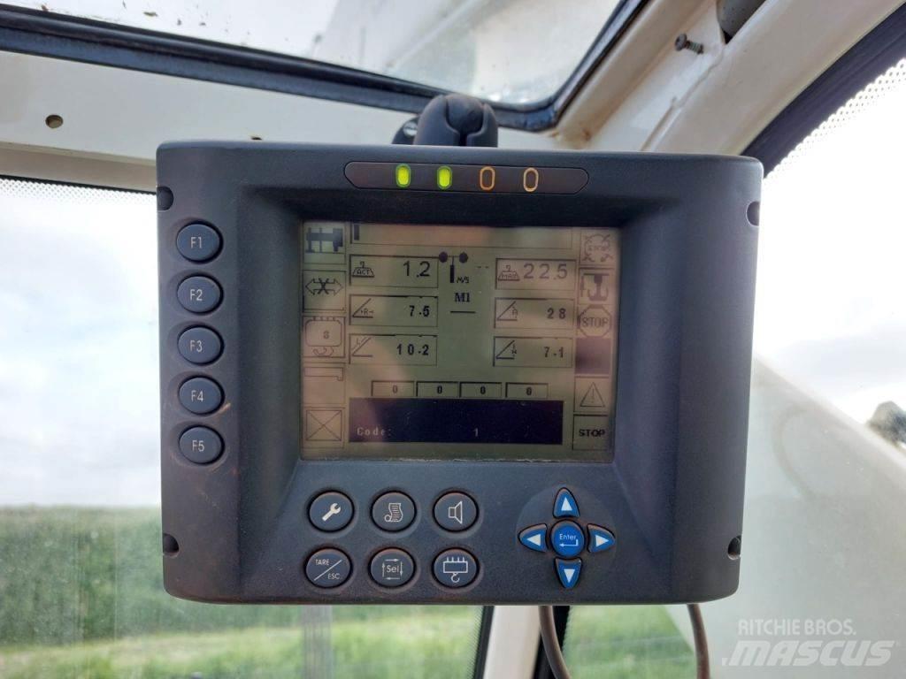 Terex A600 رافعات الطرق الوعرة