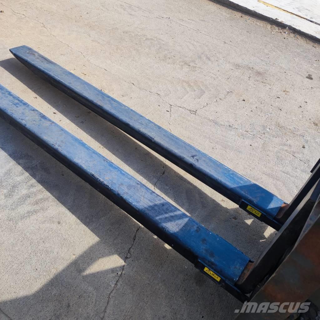 Jungheinrich TFG 425 شاحنات LPG
