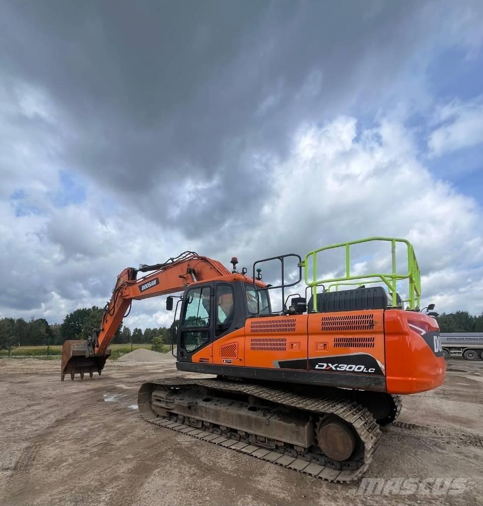 Doosan DX300-LC-7 حفارات زحافة