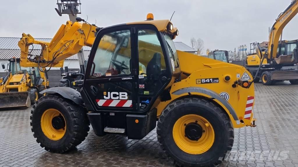 JCB 541-70 مناولات متداخلة