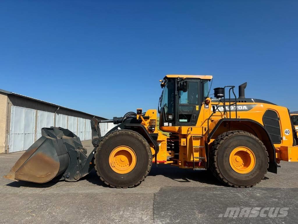 Hyundai HL 970 A لوادر بعجل