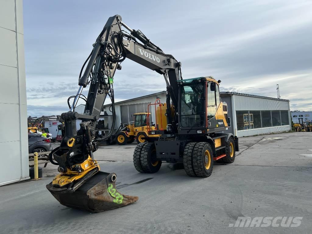 Volvo EWR150E حفارات بعجل