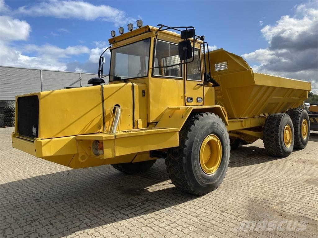 Volvo A20 عربات نقل قلابة للمواقع