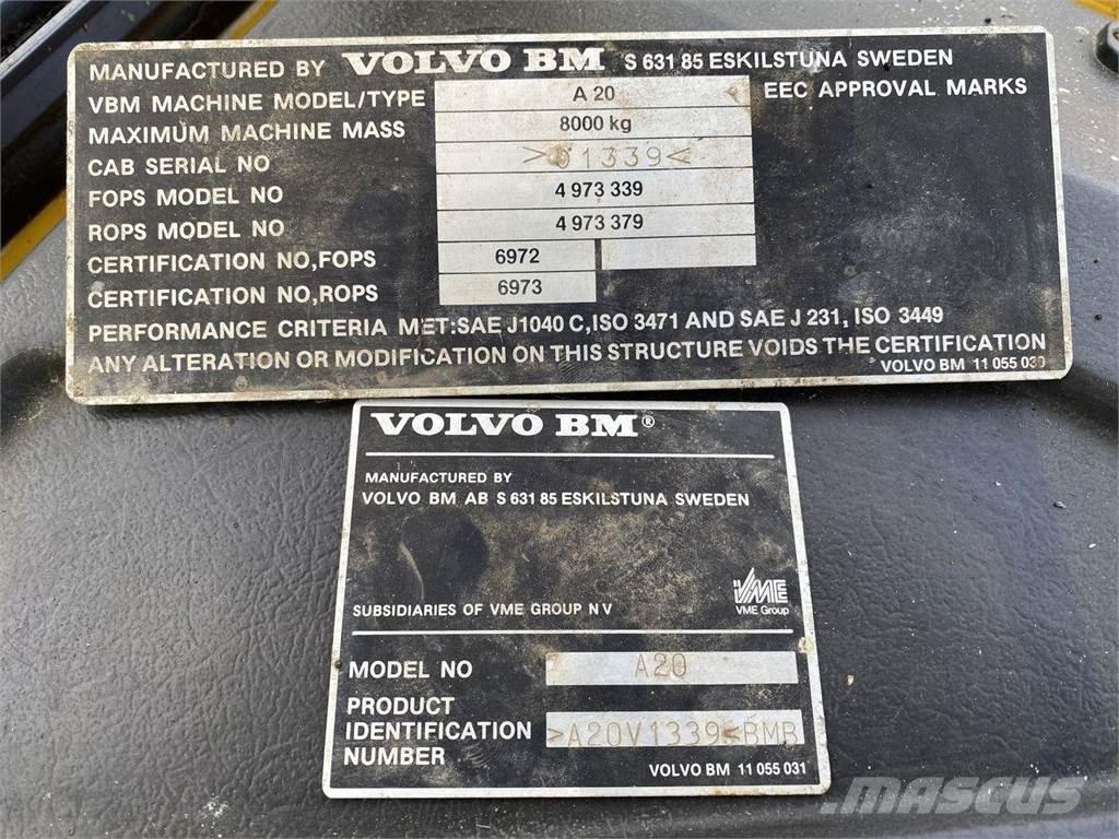Volvo A20 عربات نقل قلابة للمواقع