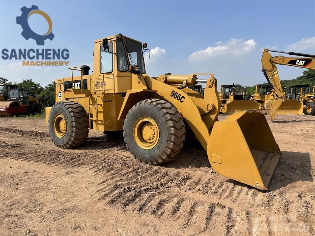 CAT 966 C لوادر بعجل