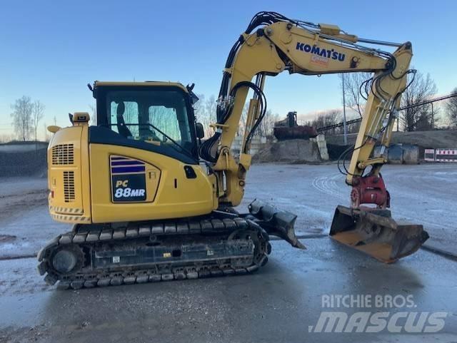 Komatsu PC88MR-11 حفارات زحافة