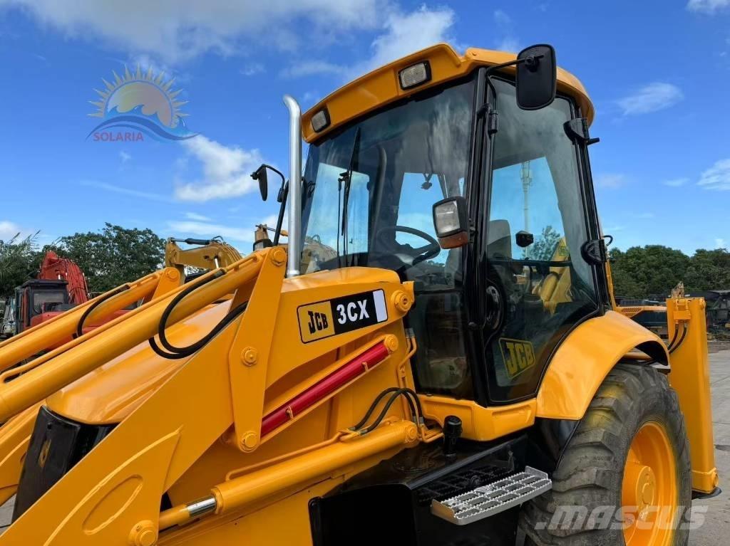 JCB 3 CX لوادر ذات جرافات عكسية