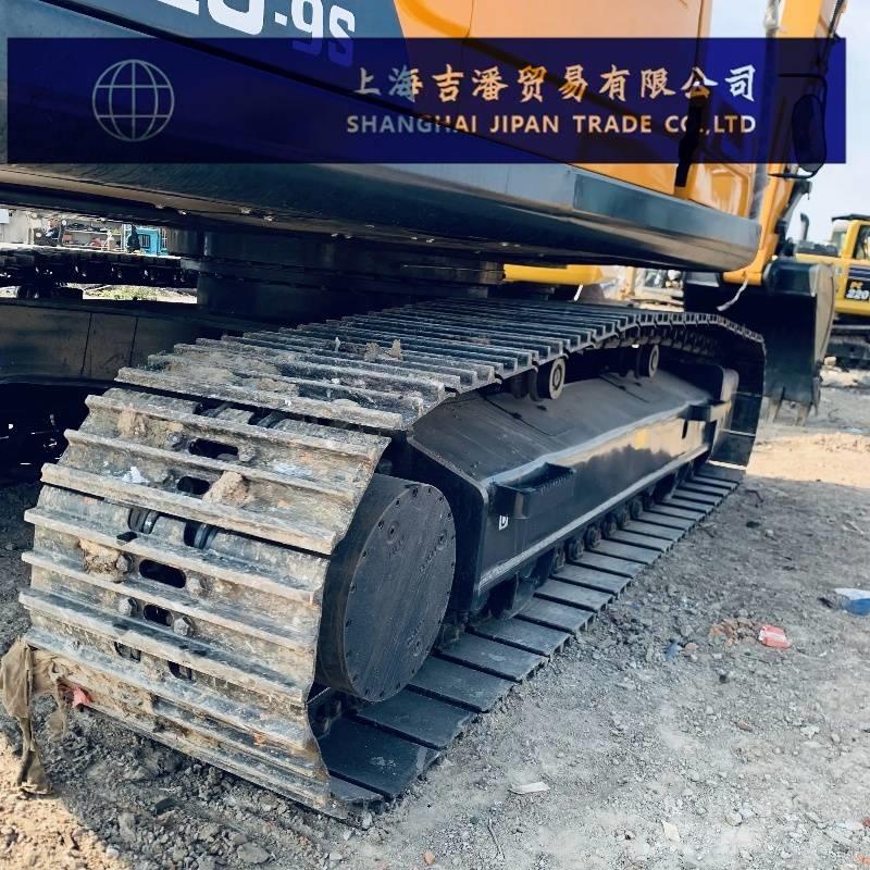 Hyundai R220 حفارات زحافة