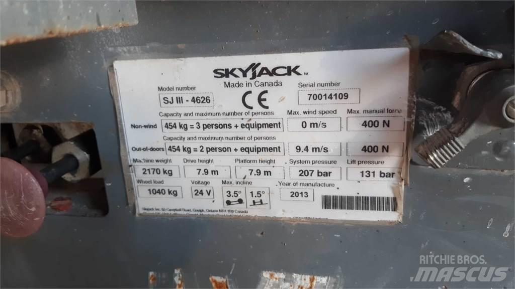 SkyJack SJIII4626 رافعات مقصية الشكل