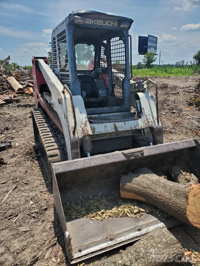 Takeuchi TL150 لوادر انزلاقية التوجيه