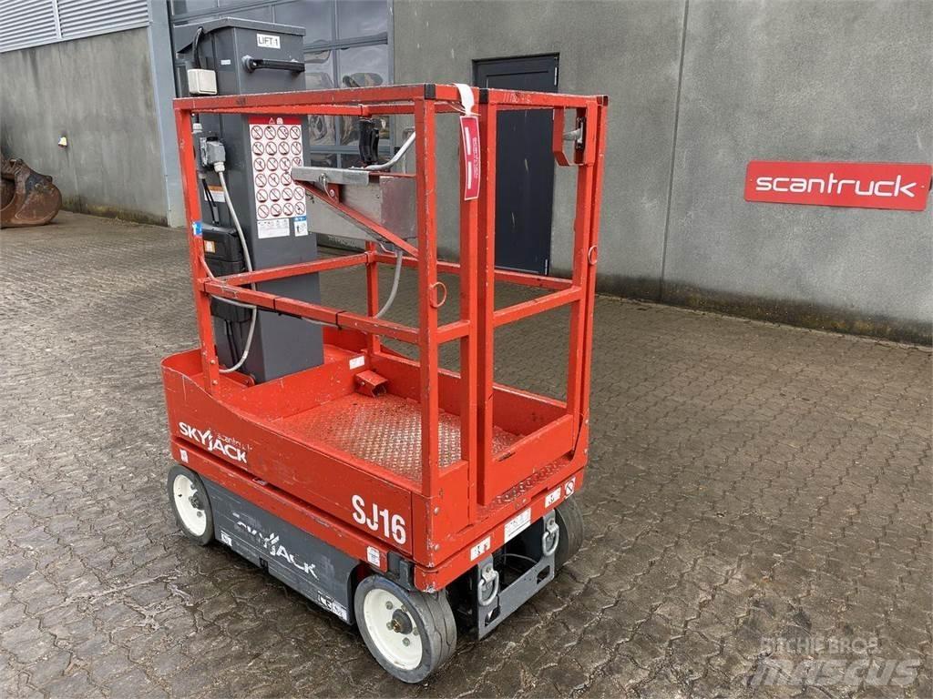 SkyJack SJ16 رافعات السارية الرأسية