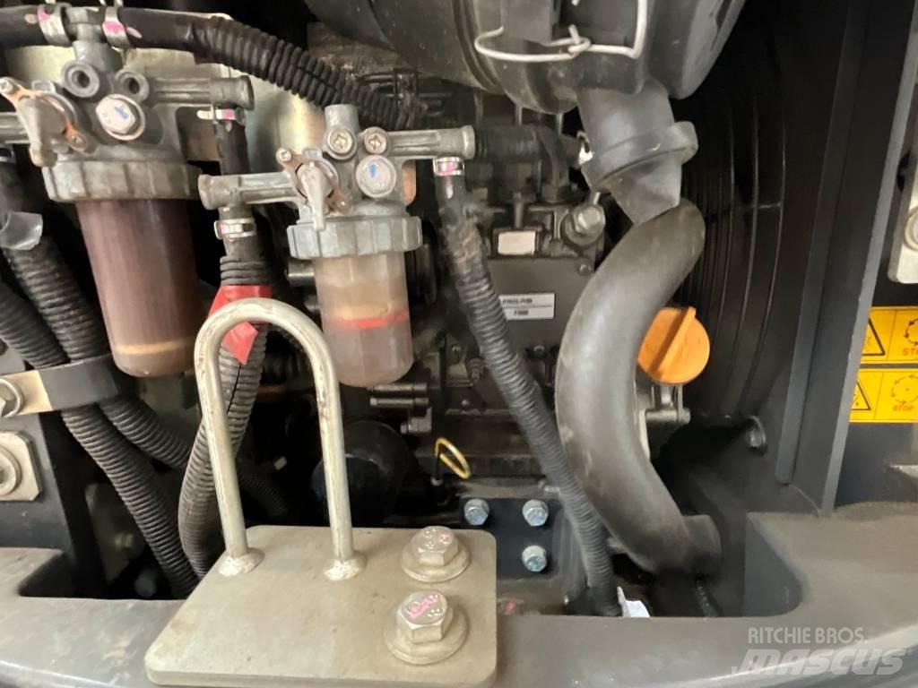 Hitachi ZX 19 U-5 A حفارات صغيرة أقل من 7 طن (حفارات صغيرة)