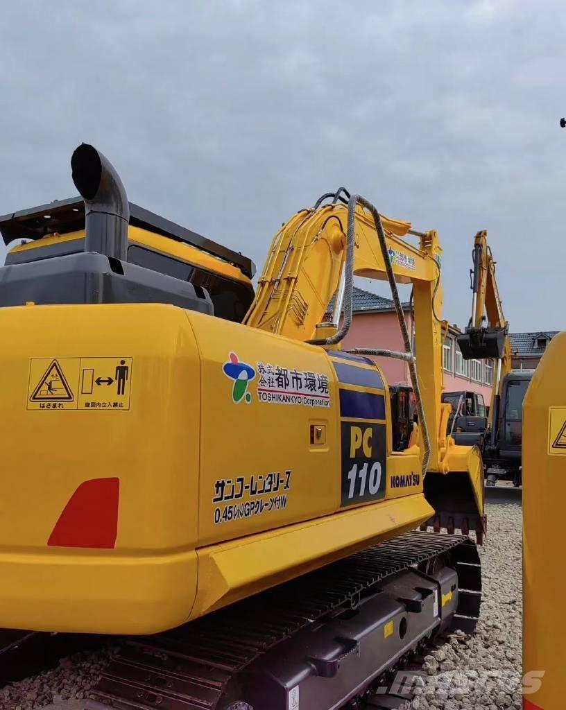 Komatsu PC 110 حفارات زحافة