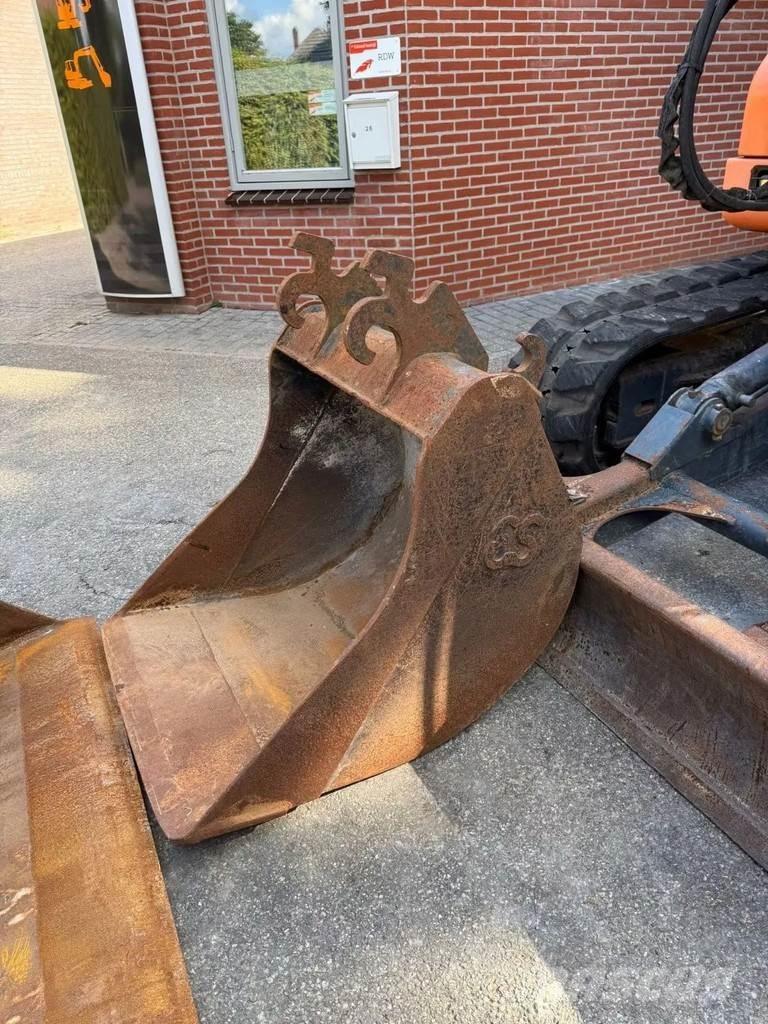 Doosan S75-V حفارات زحافة