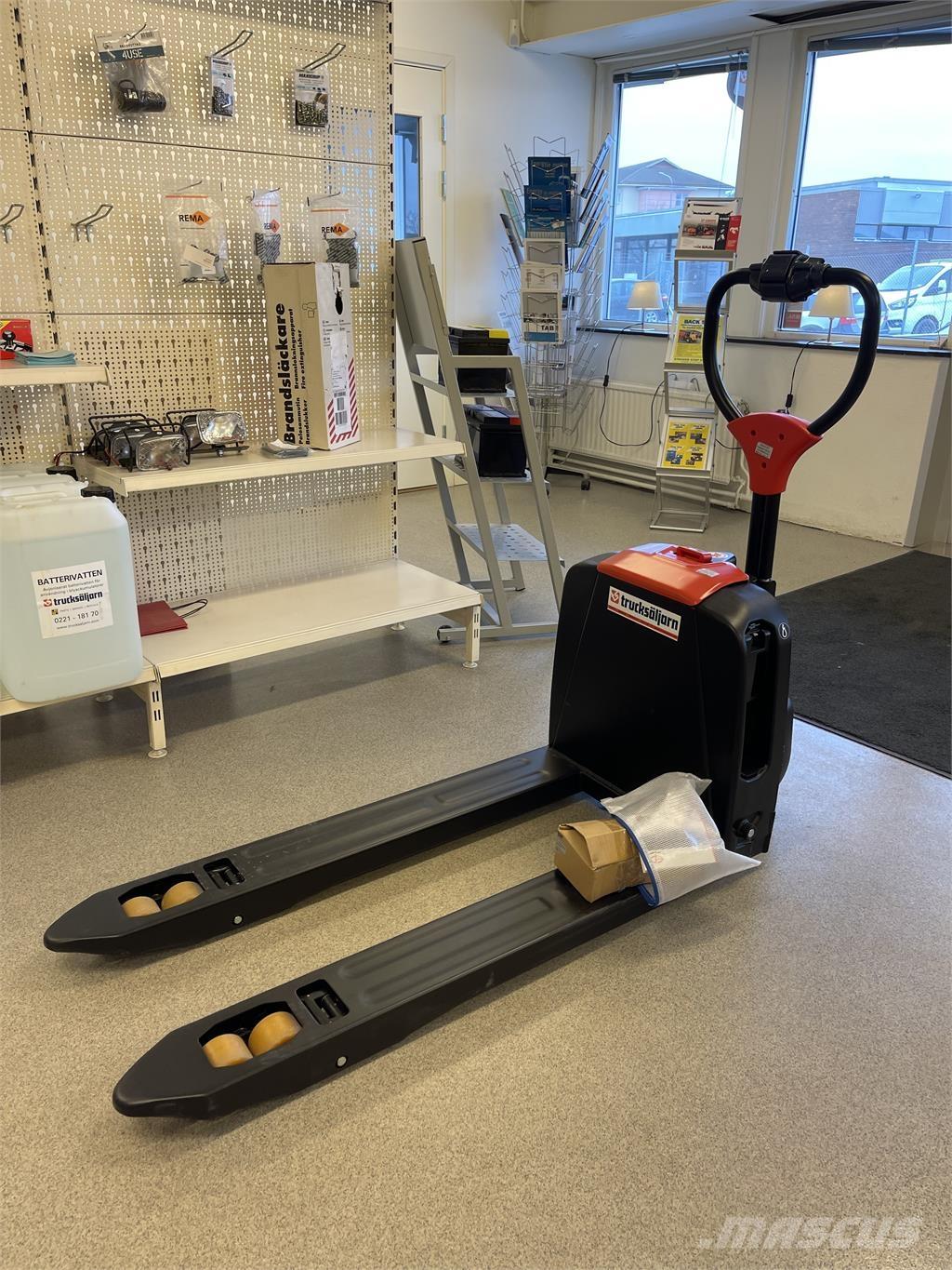 EP Equipment F4 معدات التكديس الجوالة