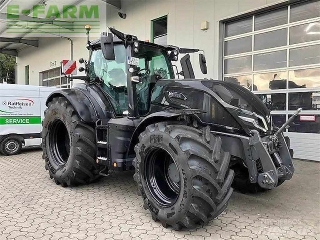 Valtra q305 الجرارات