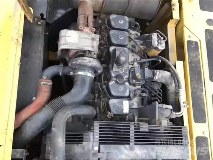 Komatsu PC 200-7 حفارات زحافة