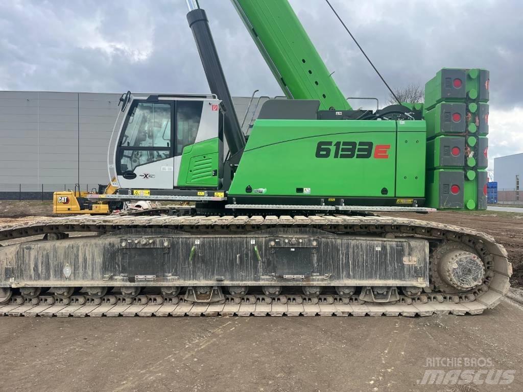 Sennebogen 6133 R رافعات مجنزرة