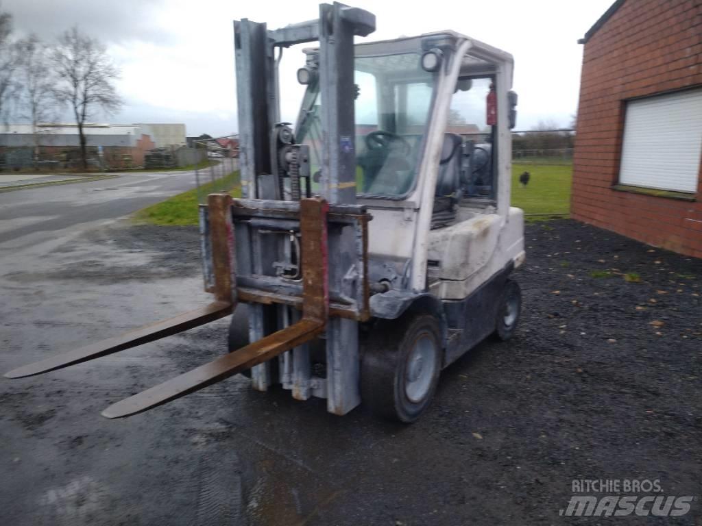 Hyster H 3.00 FT شاحنات LPG