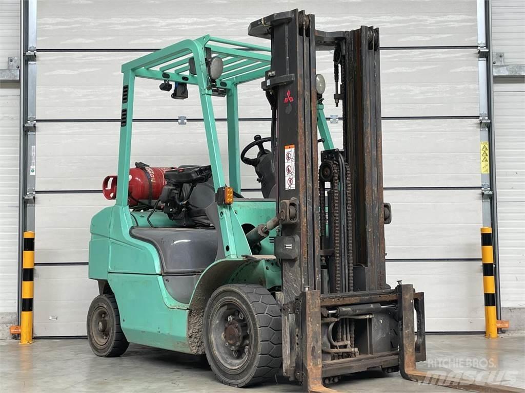 Mitsubishi FG25T شاحنات LPG