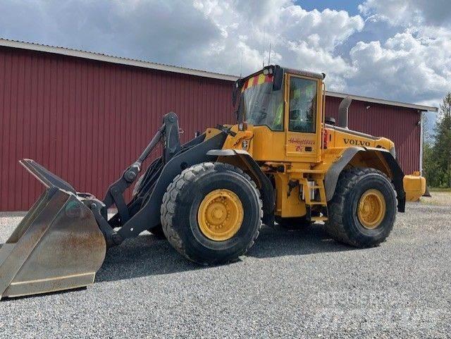 Volvo L120E لوادر بعجل