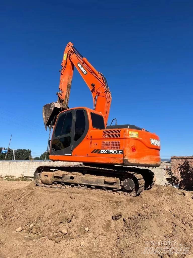 Doosan DX150 حفارات وسط 7 طن - 12 طن